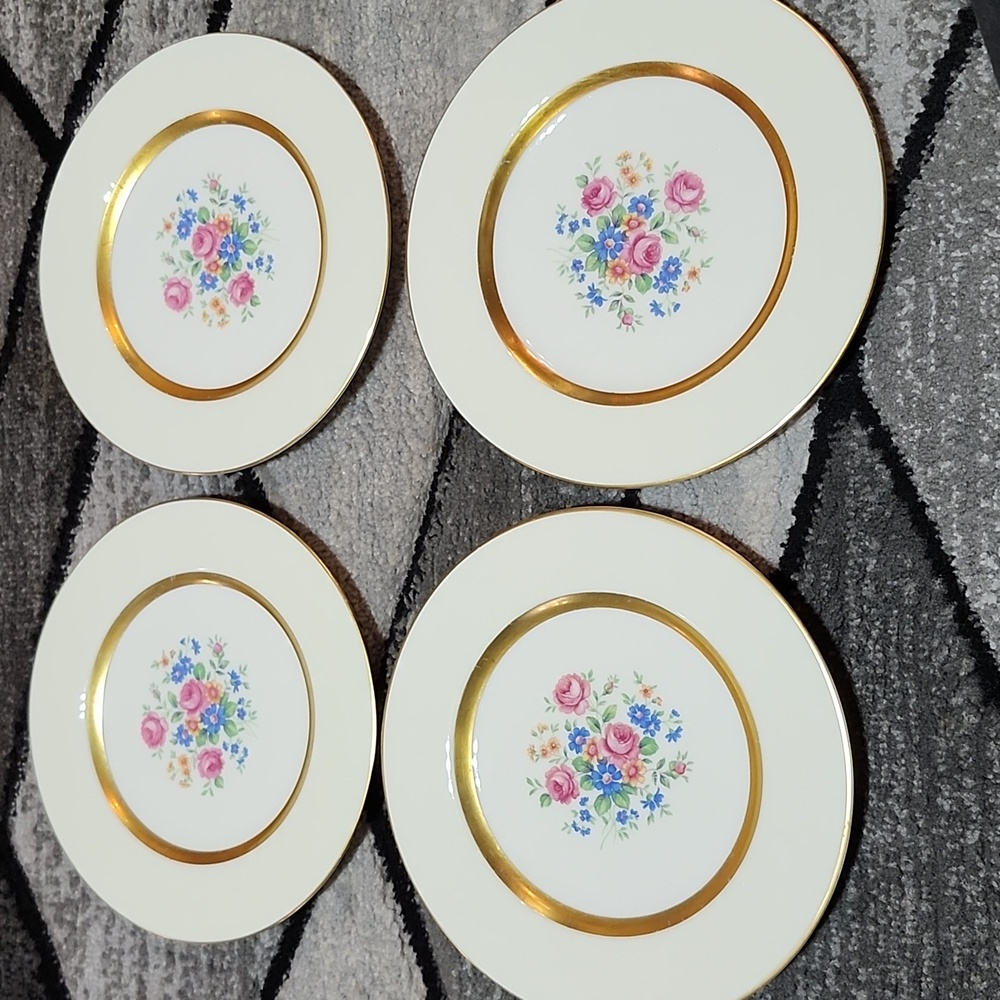 VINTAGE SET-OF-4 THEODORE HAVILAND NEW YORK GAINSBOROUGH PATTERN LUNCHEON PLATES